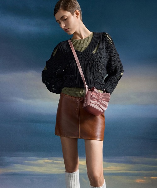 CHARLES & KEITH（チャールズ & キース）の「Kadee ケーディー ルーシュドミニバッグ（ハンドバッグ・レディース・クリーム/ピンク系その他/ブラウン系その他6・XXS）」の16枚目の写真