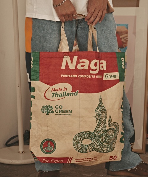 ALL RUNS(オールランズ)の「Recycled Comentbag TOTE:MEDIUM(トートバッグ・メンズ・レッド系2/ブルー系2/ブルー系1/レッド系3/レッド系1・ONE SIZE)」の1枚目の写真