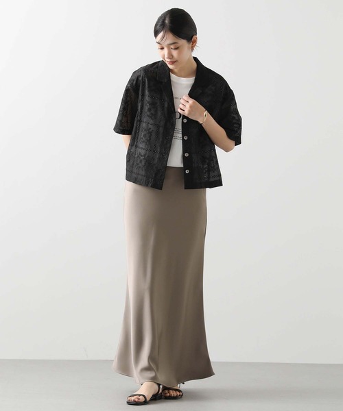 Gready Brilliant（グレディブリリアン）の「エンブロイダリー開襟ブラウス（シャツ/ブラウス・レディース・オフホワイト/ブラック・38）」の15枚目の写真