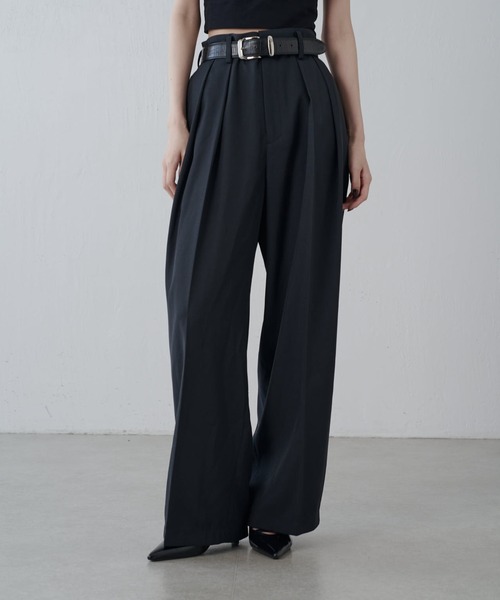 Lui's（ルイス）の「【セットアップ対応】2タックワイドパンツ（スラックス・レディース・チャコールグレー/モカ・36/38）」の2枚目の写真