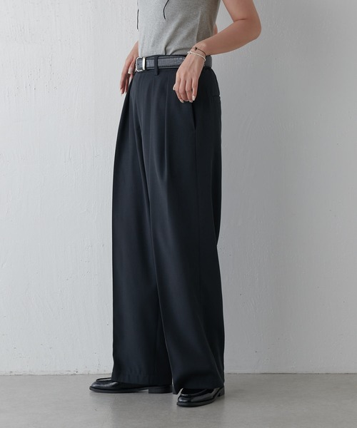 Lui's（ルイス）の「【セットアップ対応】2タックワイドパンツ（スラックス・レディース・チャコールグレー/モカ・36/38）」の4枚目の写真