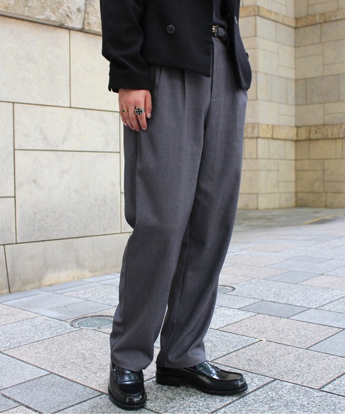 Noen(ノエン)の「シンチバックテーパードスラックス(スラックス・メンズ・ブラック/グレー・MEDIUM/LARGE)」の8枚目の写真