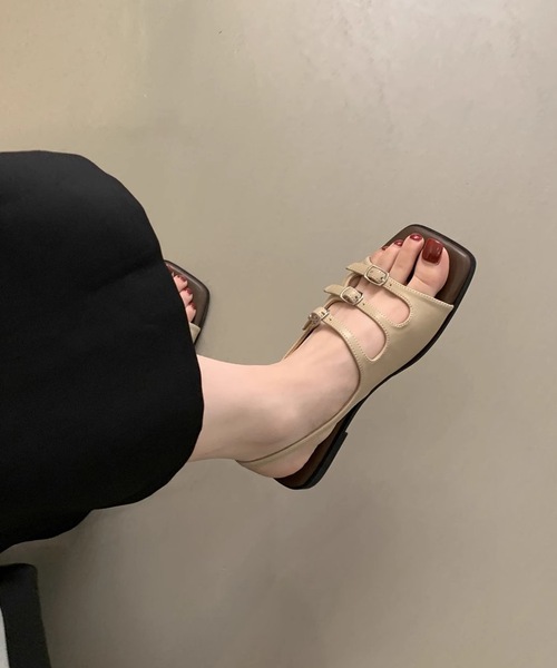 Lace Ladies(レースレディース)の「スクエアトゥ トリプル ベルト バックストラップ フラット サンダル(サンダル・レディース・ベージュ/ブラック/アイボリー・22.5cm/23cm/23.5cm/24cm/24.5cm/25cm)」の9枚目の写真