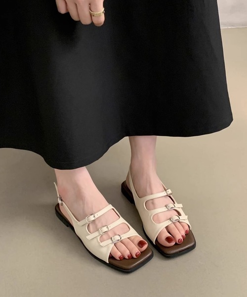 Lace Ladies(レースレディース)の「スクエアトゥ トリプル ベルト バックストラップ フラット サンダル(サンダル・レディース・ベージュ/ブラック/アイボリー・22.5cm/23cm/23.5cm/24cm/24.5cm/25cm)」の13枚目の写真