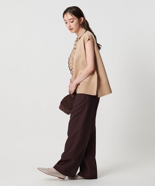 UNITED ARROWS（ユナイテッドアローズ）の「ミニマル フリル ベスト（ベスト・レディース・オフホワイト/ネイビー/ブラック/ダークグレー/ベージュ・FREE）」の11枚目の写真