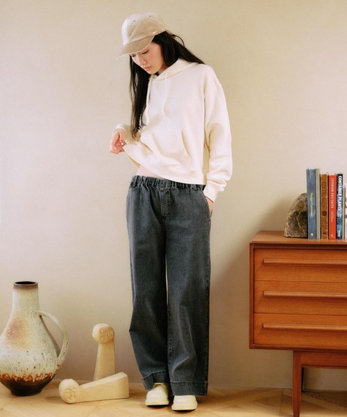 ムラサキスポーツ(ムラサキスポーツ)の「RIKKA FEMME/リッカファム フーディー ワンポイント刺繍 RF25FW17(パーカー・レディース・レッド/アイボリー/グレー・FREE)」の6枚目の写真