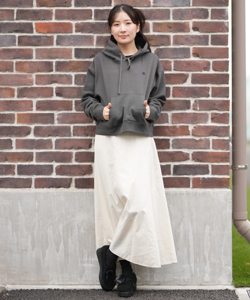 ムラサキスポーツ(ムラサキスポーツ)の「RIKKA FEMME/リッカファム フーディー ワンポイント刺繍 RF25FW17(パーカー・レディース・レッド/アイボリー/グレー・FREE)」の13枚目の写真