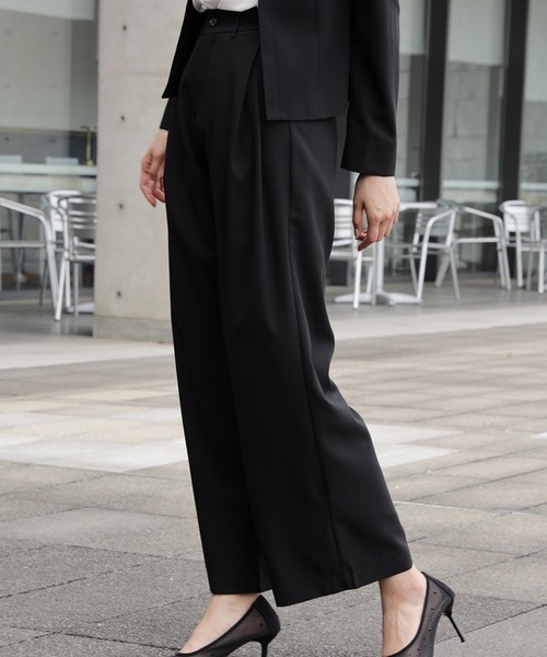 DRESS PLUS(ドレスプラス)の「きれいめ楽ちんワイドパンツ(その他パンツ・レディース・ブラック/サンドグレー・L/S/M)」の10枚目の写真