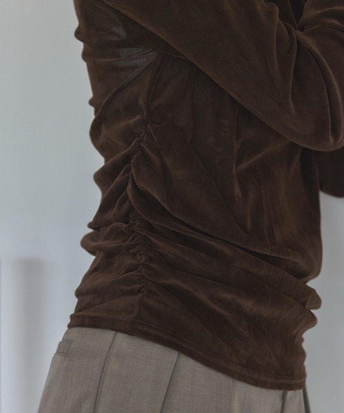 feepur（フェピュール）の「フロッキータックシアーロンTee（Tシャツ/カットソー・レディース・ブラウン/アイボリー/グレー・MEDIUM）」の5枚目の写真