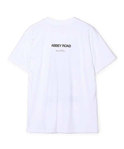 MEN'S BIGI（メンズビギ）の「【THE CULTURE CODE x Klaus Voormann x MEN'S BIGI / ザ・カルチャーコード x クラウス・フォアマン x メンズビギ】 別注プリントTシャツ＜Abbey Road＞（Tシャツ/カットソー・メンズ・ホワイト/ブラック・02/03/04）」の15枚目の写真