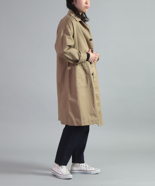 OMNIGOD（オムニゴッド）の「[OMNIGOD womens / オムニゴッド] チノ トラバーユコート（その他アウター・レディース・ベージュ/ネイビー・FREE）」の9枚目の写真