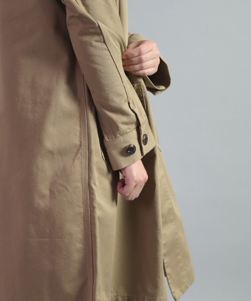 OMNIGOD（オムニゴッド）の「[OMNIGOD womens / オムニゴッド] チノ トラバーユコート（その他アウター・レディース・ベージュ/ネイビー・FREE）」の19枚目の写真