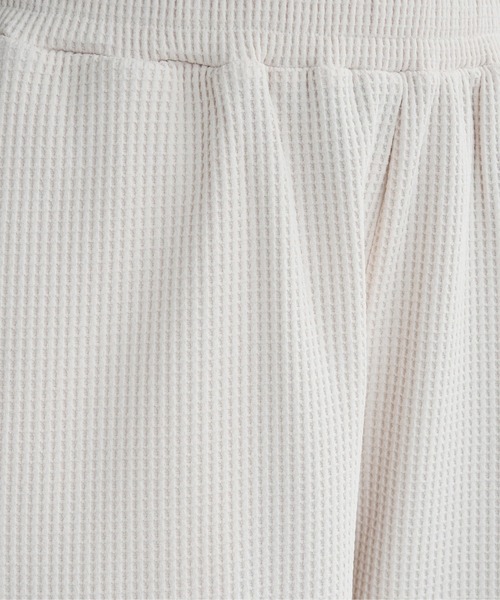 ROXY(ロキシー)の「BE ACTIVE PANTS/ロキシー速乾UVケアウエストゴムワッフルストレートワイドパンツ(その他パンツ・レディース・ホワイト/ブラック/カモフラージュ・MEDIUM/SMALL/LARGE)」の9枚目の写真