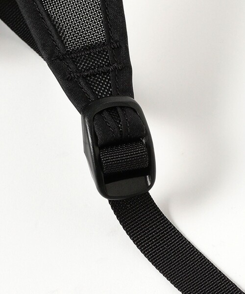 BEAMS(ビームス)の「【EXCLUSIVE】ARC’TERYX / Heliad 15 Back Pack(トートバッグ・メンズ・ブラック・ONE SIZE)」の6枚目の写真