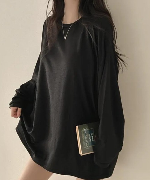 cammie(キャミー)の「オーバーサイズゆるトップス(Tシャツ/カットソー・レディース・ライトグレー/ホワイト/ダークオリーブ/ブラック・LARGE/MEDIUM)」の2枚目の写真