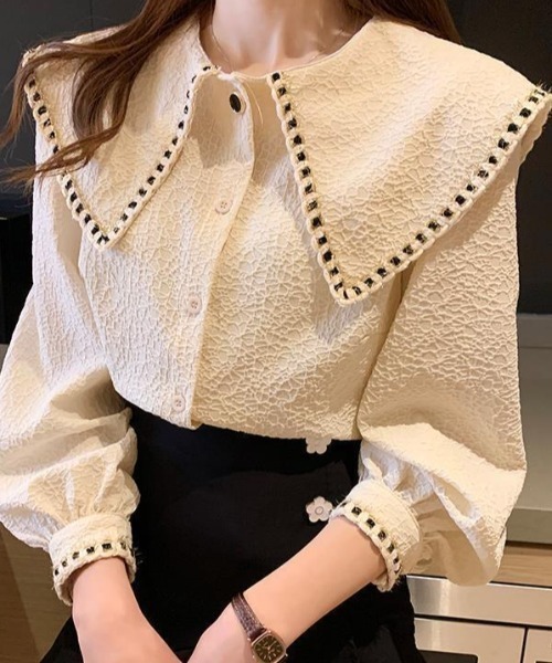 cammie(キャミー)の「ワイドカラーデザインブラウストップス(シャツ/ブラウス・レディース・レッド/アイボリー/ブラック・M/L)」の10枚目の写真