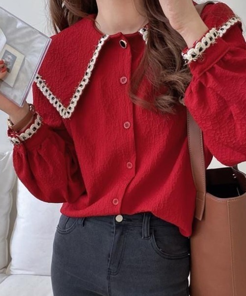 cammie(キャミー)の「ワイドカラーデザインブラウストップス(シャツ/ブラウス・レディース・レッド/アイボリー/ブラック・M/L)」の5枚目の写真