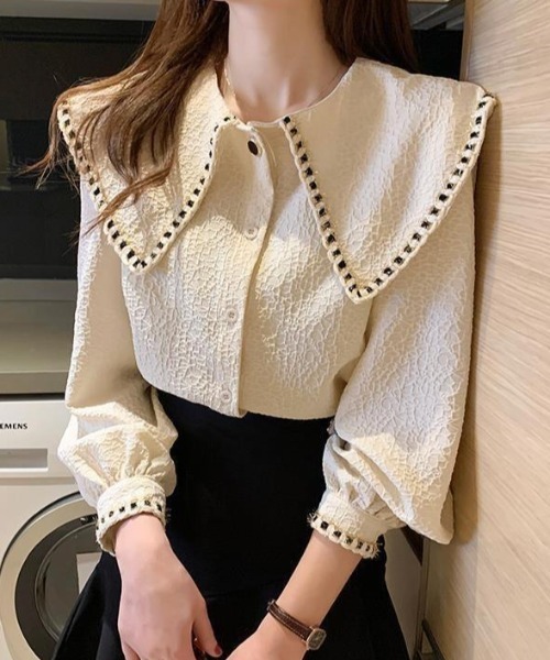 cammie(キャミー)の「ワイドカラーデザインブラウストップス(シャツ/ブラウス・レディース・レッド/アイボリー/ブラック・M/L)」の11枚目の写真