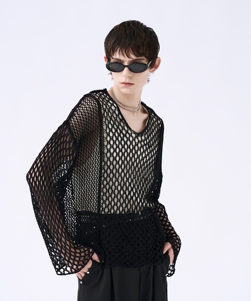 seyto（セイト）の「Blocking V-neck mesh knit ブロッキングVネックメッシュニット（ニット/セーター・メンズ・グレー/ブラック/マスタード・1/2）」の5枚目の写真