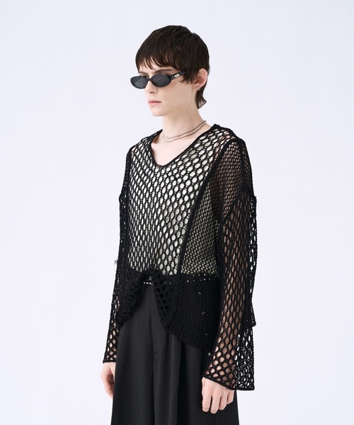 seyto（セイト）の「Blocking V-neck mesh knit ブロッキングVネックメッシュニット（ニット/セーター・メンズ・グレー/ブラック/マスタード・1/2）」の12枚目の写真