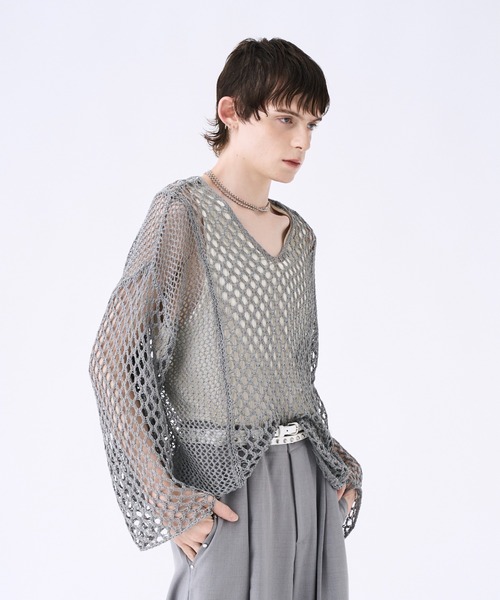 seyto（セイト）の「Blocking V-neck mesh knit ブロッキングVネックメッシュニット（ニット/セーター・メンズ・グレー/ブラック/マスタード・1/2）」の6枚目の写真