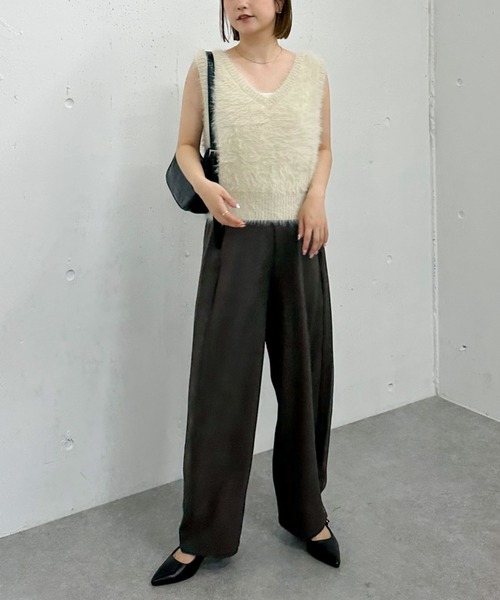 archives（アルシーヴ）の「メランジフェザーニットベスト（ベスト・レディース・モカ/グレー/ブラウン/アイボリー・MEDIUM）」の18枚目の写真