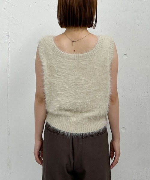 archives（アルシーヴ）の「メランジフェザーニットベスト（ベスト・レディース・モカ/グレー/ブラウン/アイボリー・MEDIUM）」の17枚目の写真