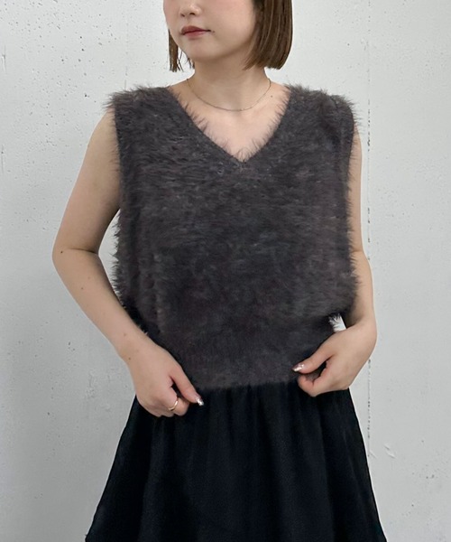 archives（アルシーヴ）の「メランジフェザーニットベスト（ベスト・レディース・モカ/グレー/ブラウン/アイボリー・MEDIUM）」の8枚目の写真