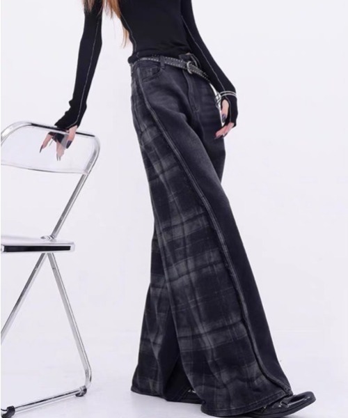 gossip!ロサンゼルス(ゴシップロサンゼルス)の「チェックパターン切り替えワイドデニム(デニムパンツ・レディース・ブラック・M/S/L)」の1枚目の写真