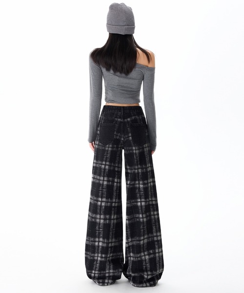 gossip!ロサンゼルス(ゴシップロサンゼルス)の「チェックパターン切り替えワイドデニム(デニムパンツ・レディース・ブラック・M/S/L)」の3枚目の写真