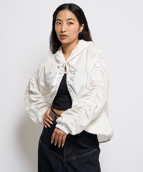 WHO'S WHO gallery（フーズフーギャラリー）の「ギャザーフードシャツブルゾン（ブルゾン・レディース・ブラック/ブラック系その他/ブラウン/ホワイト・FREE）」の16枚目の写真