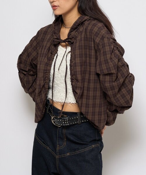 WHO'S WHO gallery（フーズフーギャラリー）の「ギャザーフードシャツブルゾン（ブルゾン・レディース・ブラック/ブラック系その他/ブラウン/ホワイト・FREE）」の13枚目の写真