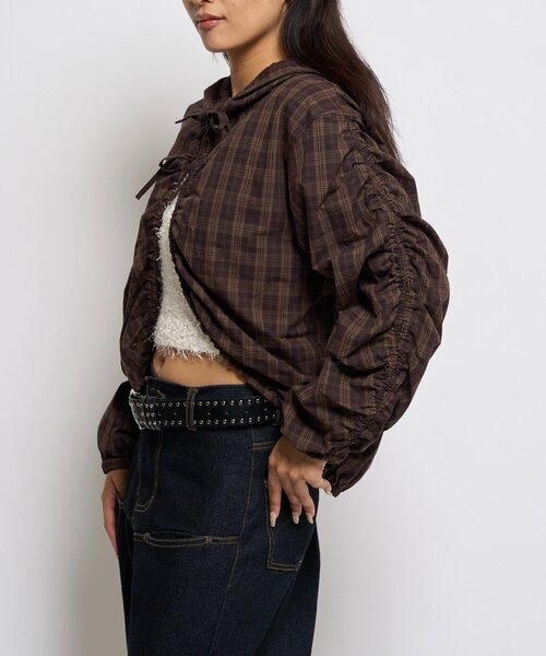 WHO'S WHO gallery（フーズフーギャラリー）の「ギャザーフードシャツブルゾン（ブルゾン・レディース・ブラック/ブラック系その他/ブラウン/ホワイト・FREE）」の15枚目の写真