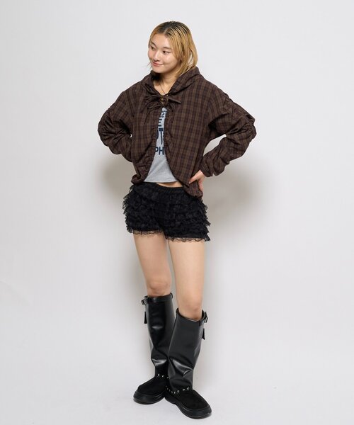 WHO'S WHO gallery（フーズフーギャラリー）の「ギャザーフードシャツブルゾン（ブルゾン・レディース・ブラック/ブラック系その他/ブラウン/ホワイト・FREE）」の6枚目の写真