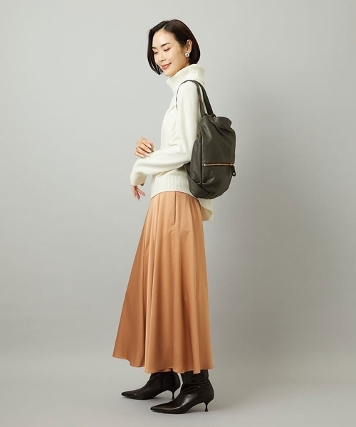 MK MICHEL KLEIN（エムケーミッシェルクラン）の「[2WAY/A4収納可]カウレザー変形トートバッグ（トートバッグ・レディース・ブラウン/ブラック・00）」の17枚目の写真