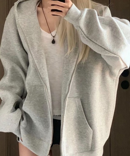 cammie(キャミー)の「カンガルーポケットオーバーサイズパーカー(パーカー・レディース・アイボリー/ブラック/ライトグレー・M/L)」の13枚目の写真