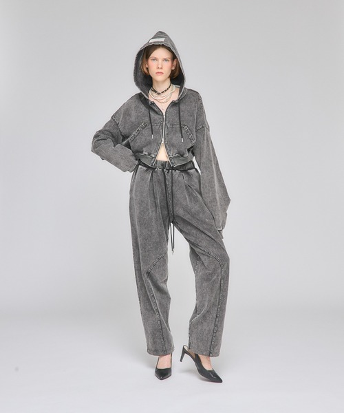Nora Lily（ノラリリー）の「【Nora Lily】「elle」Chemical Denim Like Sweat Zip-up Hoodie（パーカー・レディース・インディゴブルー/ブラック・FREE）」の9枚目の写真