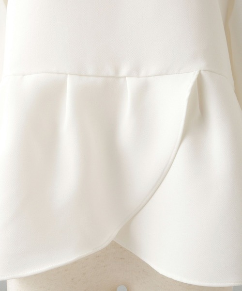 HUIT bouquet(ユイット)の「バラモチーフ クロス トップス HUIT(シャツ/ブラウス・レディース・ホワイト/ブラック・M)」の5枚目の写真