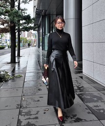 THEODORIC.dy（セオドリックディ）の「ヘップバーンレザーロングフレアスカート（スカート）」