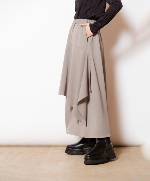 OSMOSIS（オズモーシス）の「切替フレアースカート（スカート・レディース・グレー/ブラック/キャメル・ONE SIZE）」の5枚目の写真