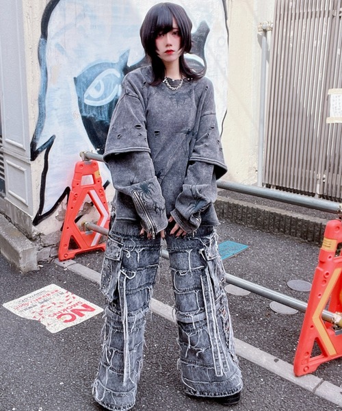 REFLEM（レフレム）の「『REFLEM/レフレム』フェイクレイヤードダメージPO/プルオーバースウェットシャツ（スウェット・レディース・ブラック/グレー・FREE）」の8枚目の写真