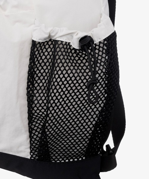 THE NORTH FACE（ザノースフェイス）の「【韓国限定・日本未入荷】THE NORTH FACE LINDEN MESH GYM SACK / ノースフェイス リンデン メッシュ ジムサック（バックパック/リュック・メンズ・ホワイト/ブラック/グレー/ピンク・FREE）」の14枚目の写真