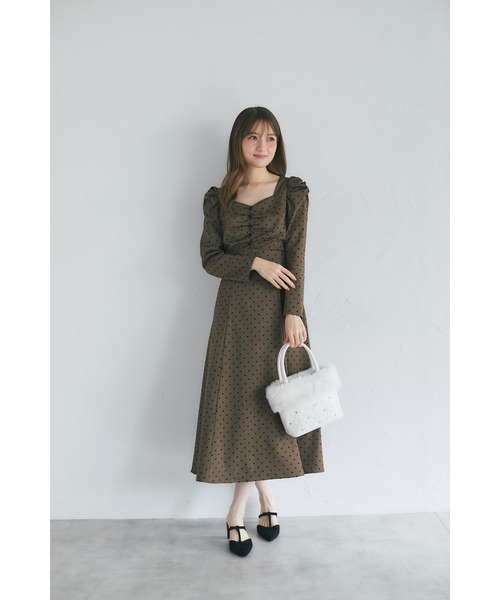 tocco closet(トッコ クローゼット)の「フロッキーハートドットワンピース(ワンピース・レディース・チャコールグレー/ブラウン・M)」の12枚目の写真