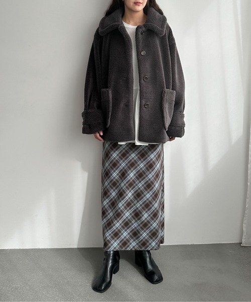 PILIT（ピリット）の「ステンカラー ボアミドルコート（ステンカラーコート・レディース・チャコールグレー/モカ/ベージュ・MEDIUM）」の18枚目の写真