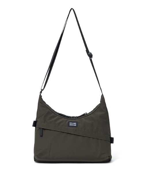 BEAMS DESIGN（ビームス デザイン）の「BEAMSDESIGN（ビームスデザイン）Diagonal　 ショルダーバッグ（M）（ショルダーバッグ・メンズ・ブラック/カーキ/オリーブ/ネイビー・FREE）」の4枚目の写真