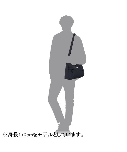 BEAMS DESIGN（ビームス デザイン）の「BEAMSDESIGN（ビームスデザイン）Diagonal　 ショルダーバッグ（M）（ショルダーバッグ・メンズ・ブラック/カーキ/オリーブ/ネイビー・FREE）」の19枚目の写真