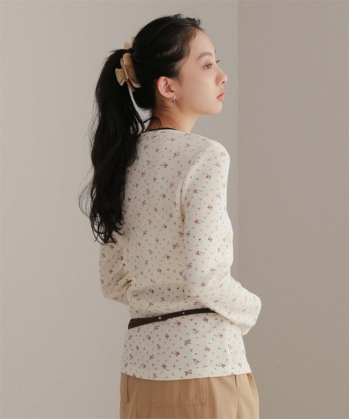 miette（ミエット）の「小花柄ワッフルカーディガン（カーディガン/ボレロ・レディース・アイボリー/オフホワイト/グレー・S/L/M）」の16枚目の写真