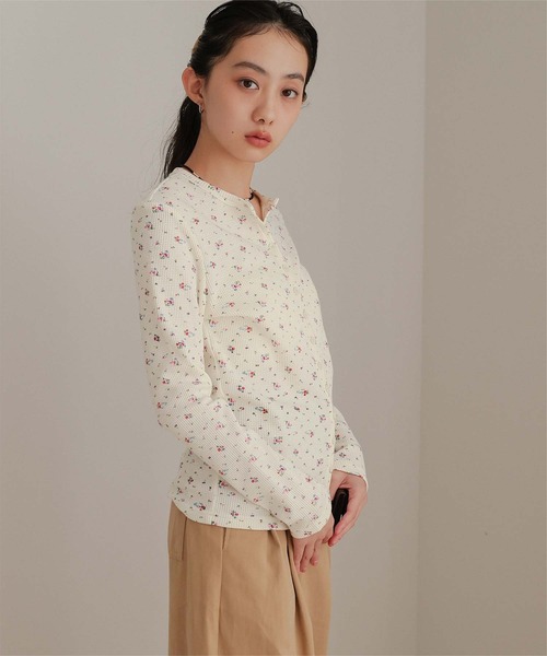 miette（ミエット）の「小花柄ワッフルカーディガン（カーディガン/ボレロ・レディース・アイボリー/オフホワイト/グレー・S/L/M）」の12枚目の写真