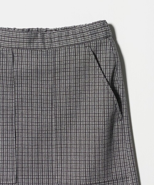 A DAY IN THE LIFE UNITED ARROWS(アデイインザライフユナイテッドアローズ)の「ニット チェック パッチポケット タイトスカート <A DAY IN THE LIFE>(スカート・レディース・ダークブラウン/ライトグレー/ダークグレー・FREE)」の8枚目の写真