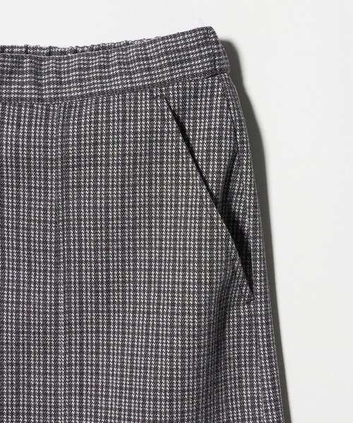 A DAY IN THE LIFE UNITED ARROWS(アデイインザライフユナイテッドアローズ)の「ニット チェック パッチポケット タイトスカート <A DAY IN THE LIFE>(スカート・レディース・ダークブラウン/ライトグレー/ダークグレー・FREE)」の9枚目の写真